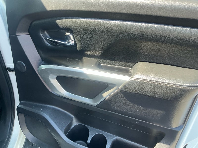 2017 Nissan Titan PRO-4X
