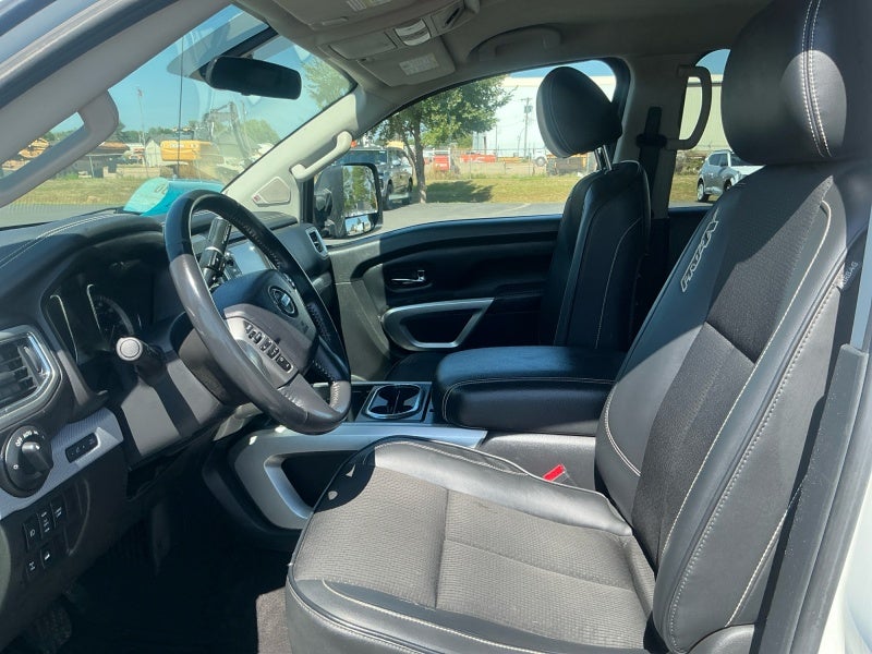 2017 Nissan Titan PRO-4X