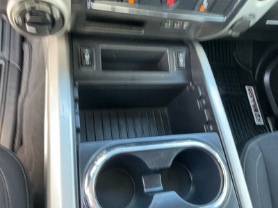 2019 Nissan Titan SV