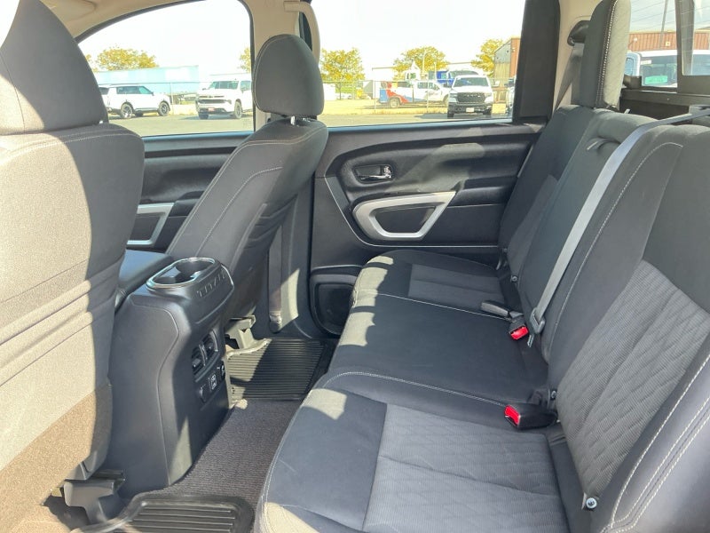 2019 Nissan Titan SV
