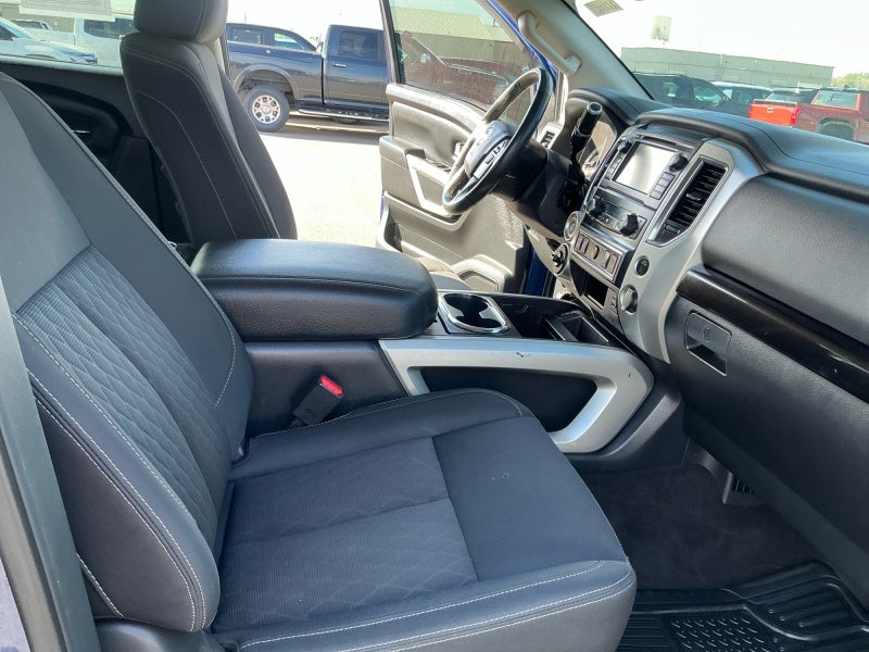 2019 Nissan Titan SV
