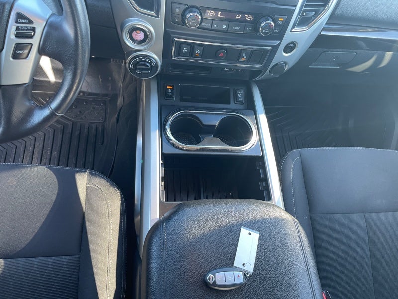 2019 Nissan Titan SV