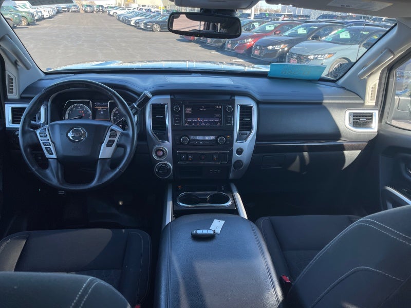 2019 Nissan Titan SV