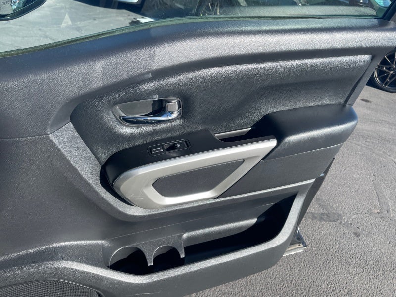 2019 Nissan Titan SV