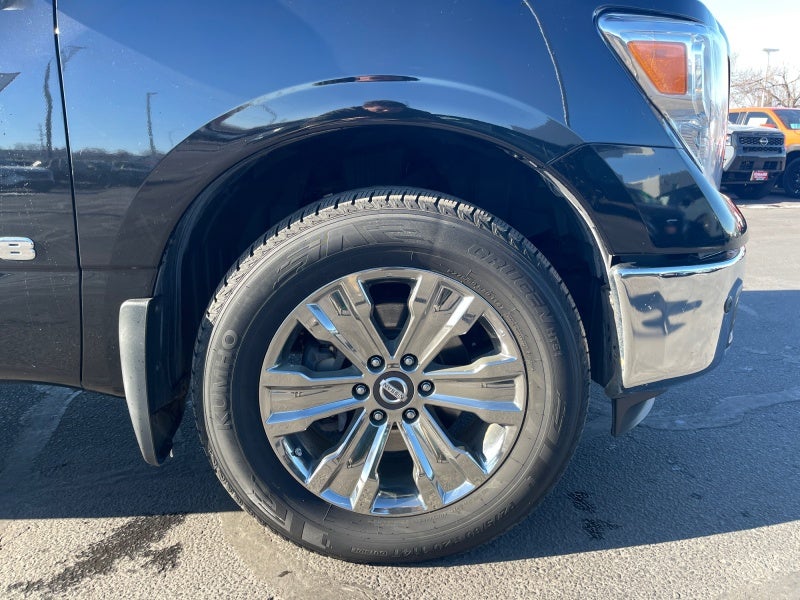 2019 Nissan Titan SV