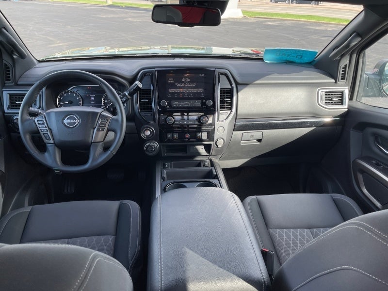 2024 Nissan Titan SV