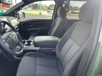 2024 Nissan Titan SV