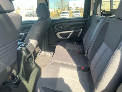 2021 Nissan Titan SV