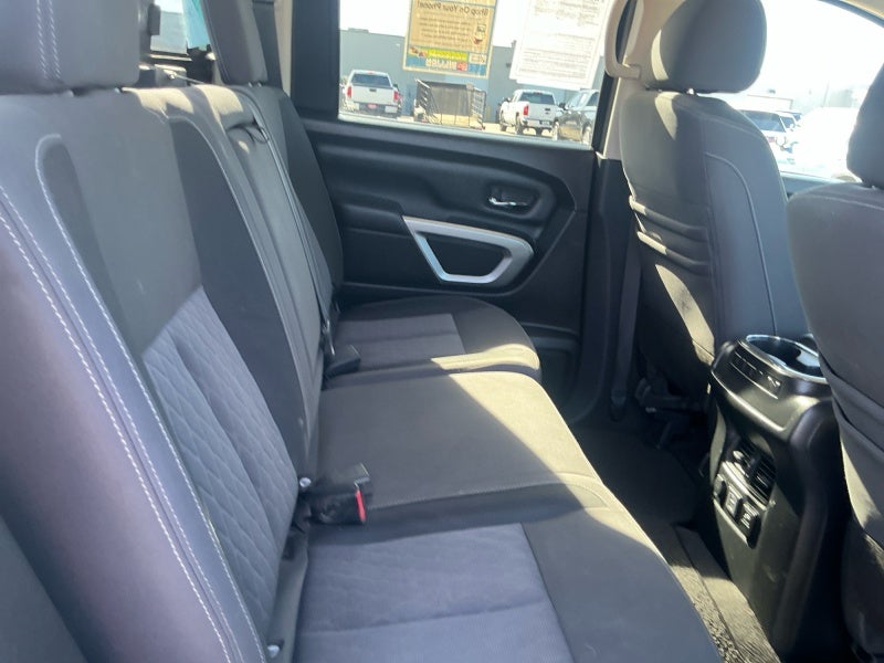 2021 Nissan Titan SV