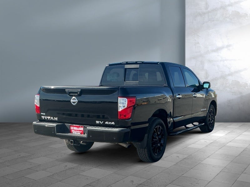 2021 Nissan Titan SV