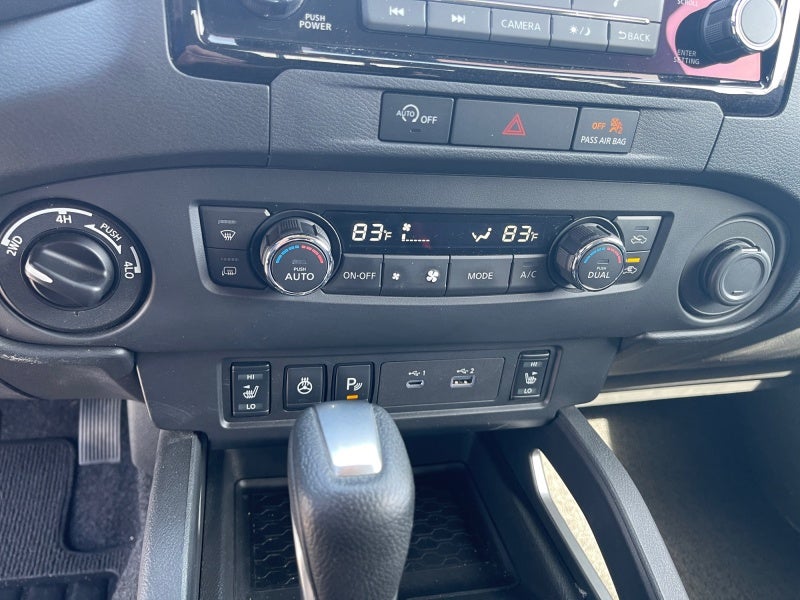 2024 Nissan Frontier SV
