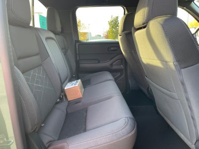 2027 Nissan Frontier Crew Cab SV