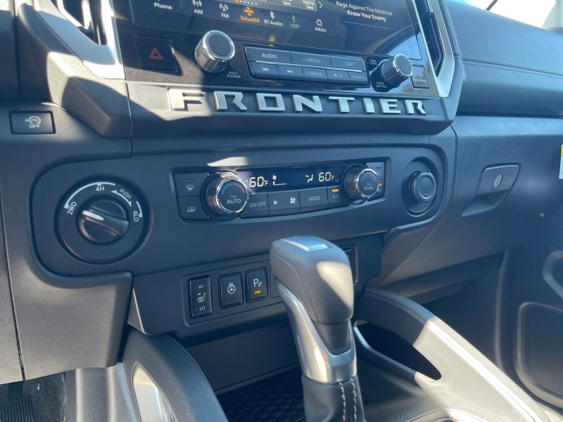 2027 Nissan Frontier Crew Cab SV