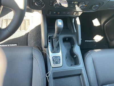2027 Nissan Frontier Crew Cab SV