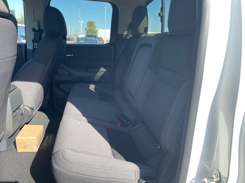 2027 Nissan Frontier Crew Cab SV