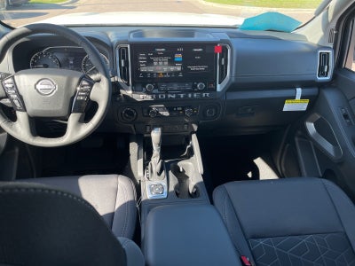 2027 Nissan Frontier Crew Cab SV