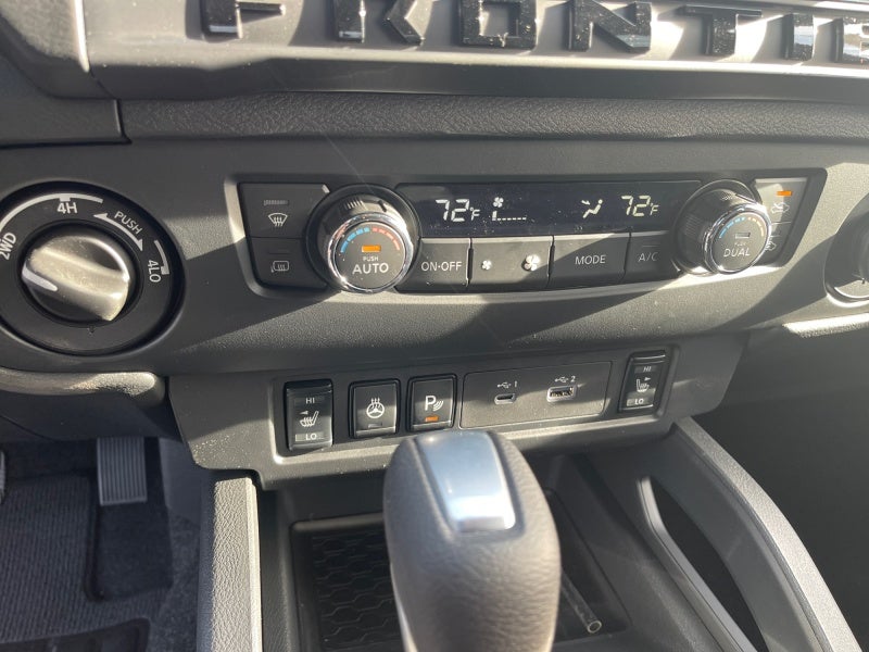 2026 Nissan Frontier Crew Cab SV