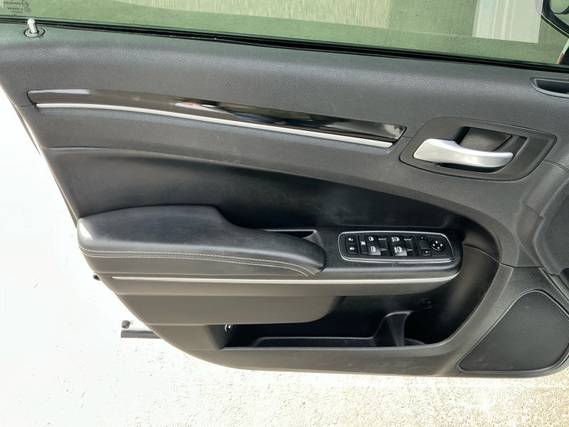 2020 Chrysler 300 300S