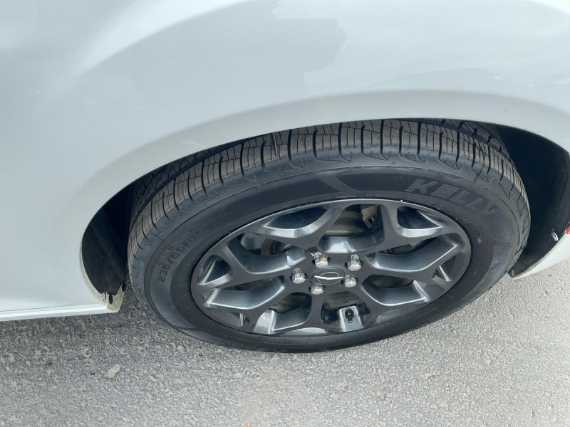 2020 Chrysler 300 300S