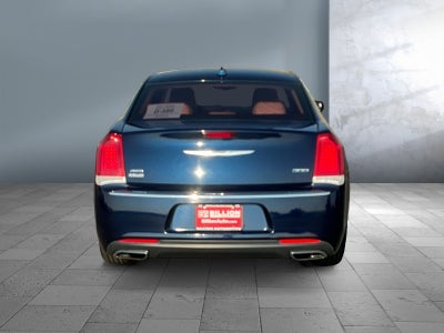 2017 Chrysler 300 Limited