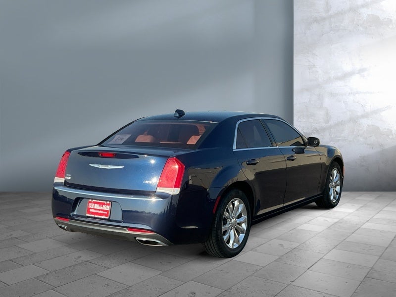 2017 Chrysler 300 Limited