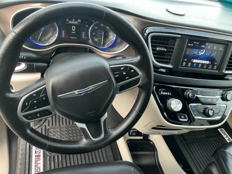 2021 Chrysler Voyager LXI