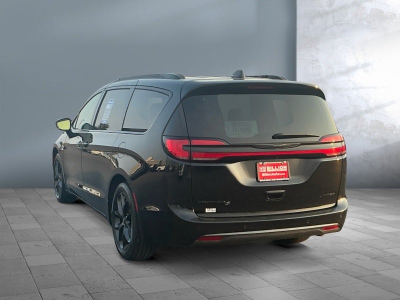 2025 Chrysler Pacifica Limited