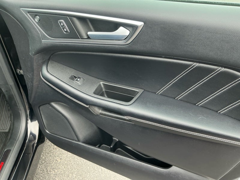 2022 Ford Edge ST