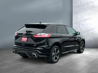 2022 Ford Edge ST