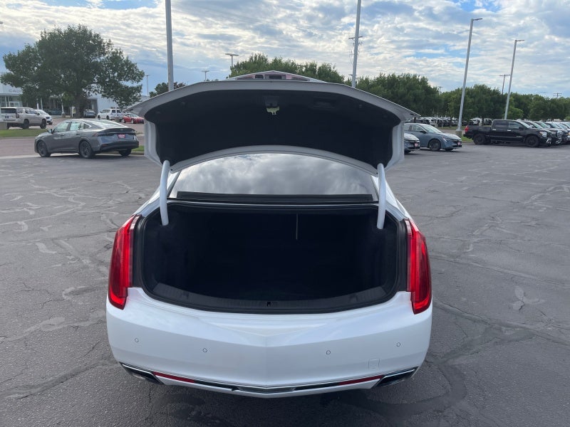 2016 Cadillac XTS Luxury Collection