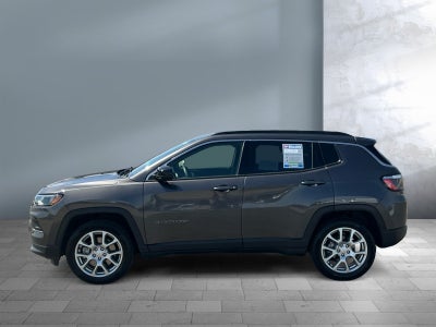 2024 Jeep Compass Latitude Lux