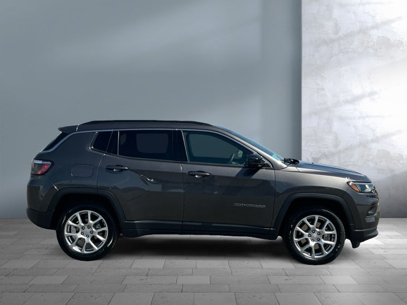 2024 Jeep Compass Latitude Lux