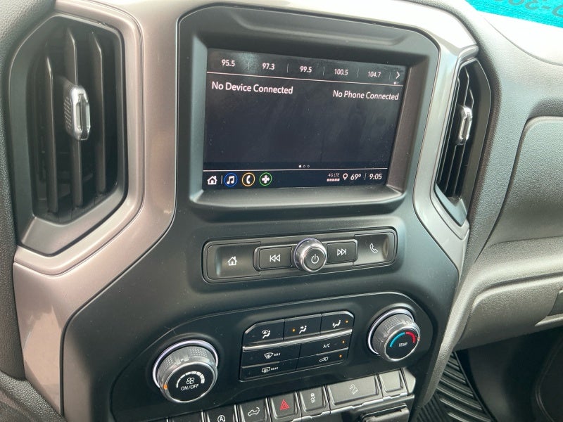 2023 Chevrolet Silverado 1500 Custom Trail Boss