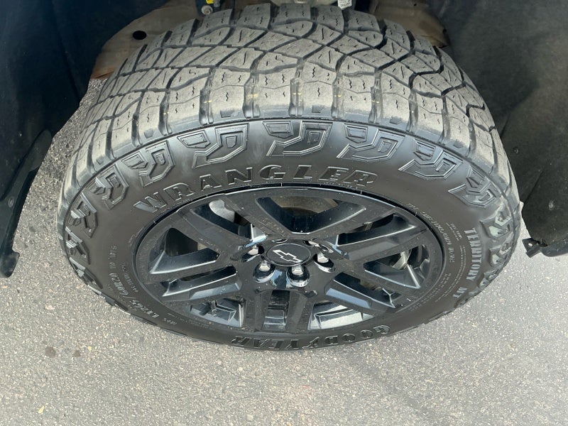 2023 Chevrolet Silverado 1500 Custom Trail Boss