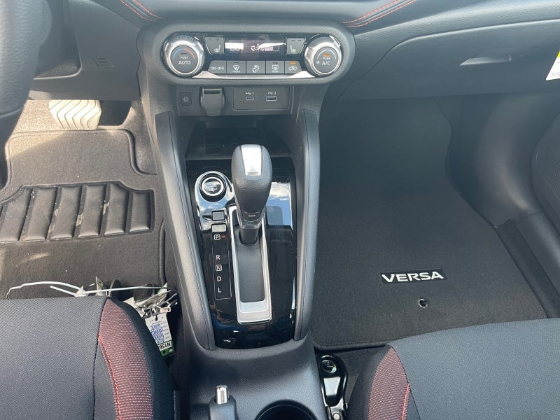 2025 Nissan Versa SR
