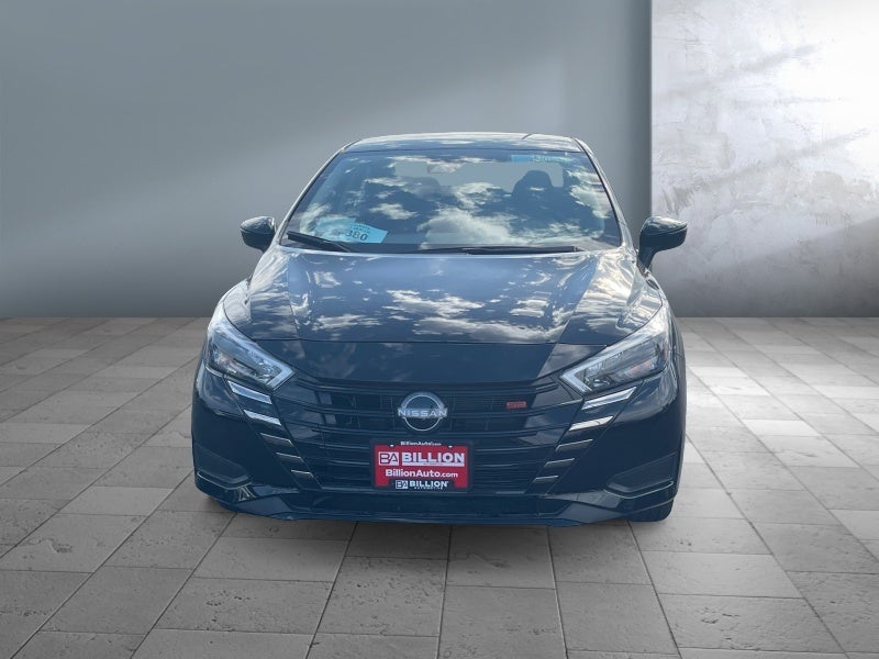 2025 Nissan Versa SR