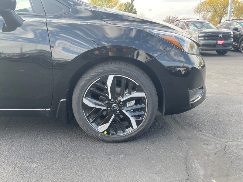 2025 Nissan Versa SR