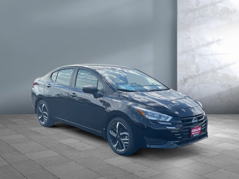 2025 Nissan Versa SR