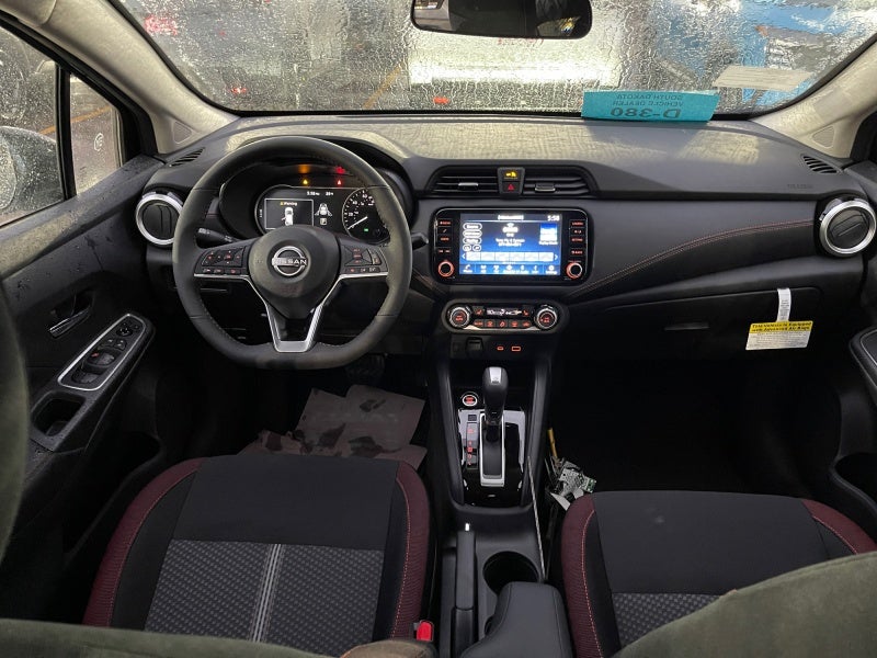 2025 Nissan Versa SR