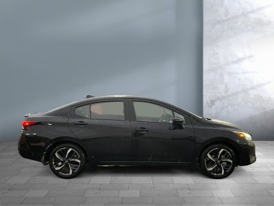 2025 Nissan Versa SR