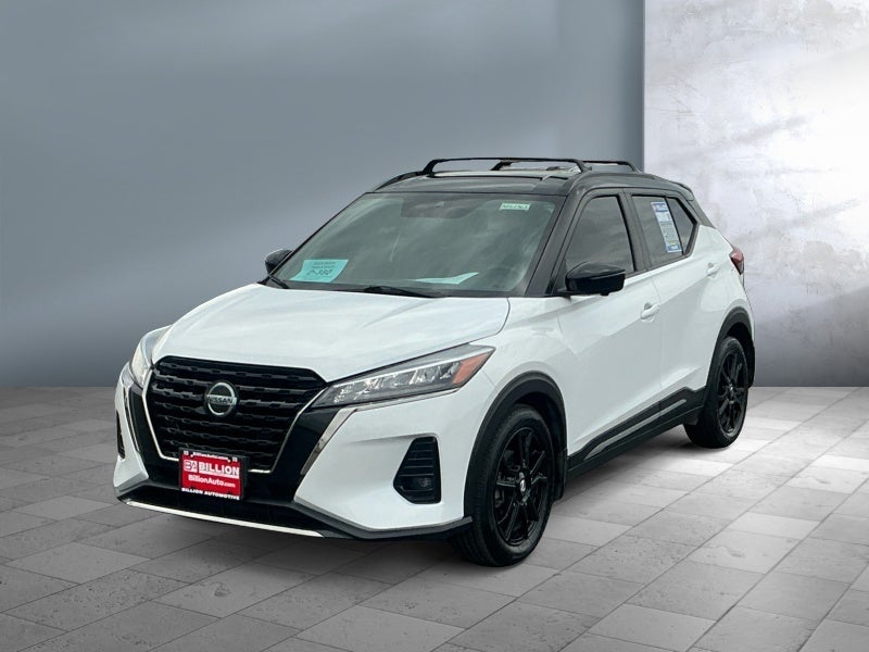 2021 Nissan Kicks SR