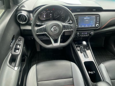 2021 Nissan Kicks SR