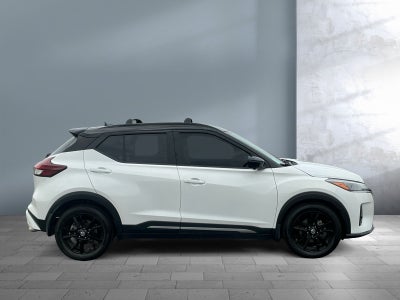 2021 Nissan Kicks SR