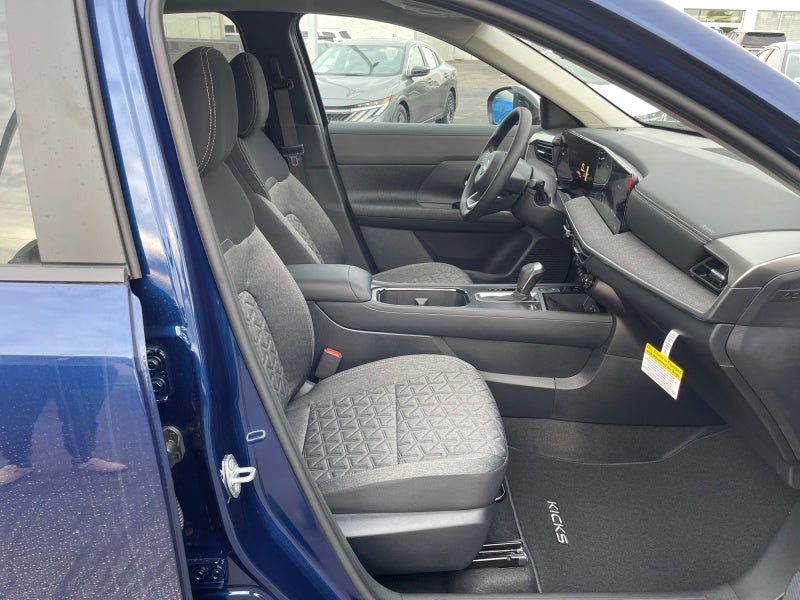 2027 Nissan Kicks SV