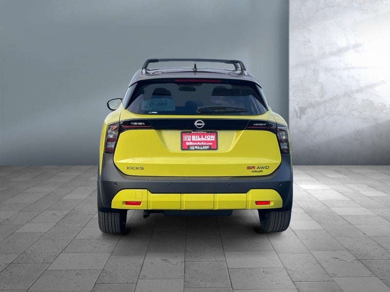 2026 Nissan Kicks SR
