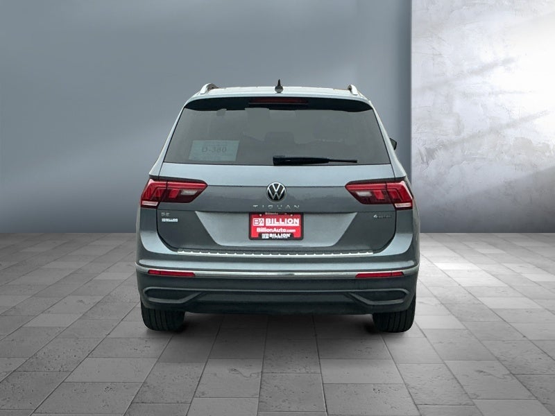 2022 Volkswagen Tiguan SE