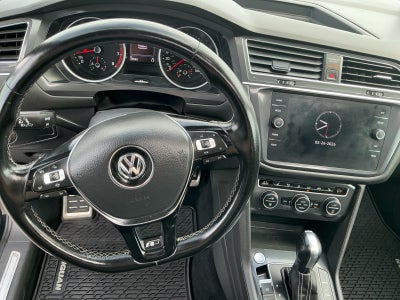 2021 Volkswagen Tiguan SE R-Line Black