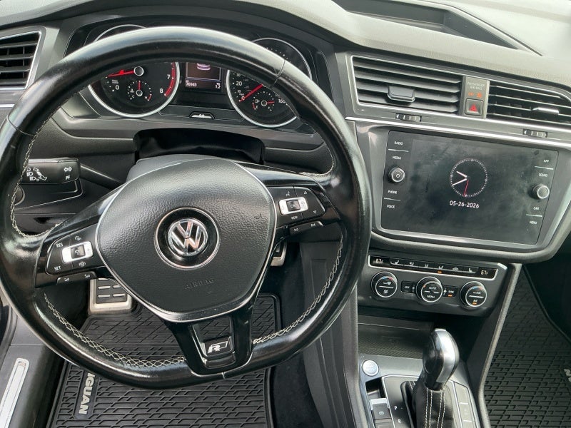 2021 Volkswagen Tiguan SE R-Line Black