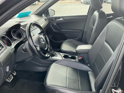 2021 Volkswagen Tiguan SE R-Line Black
