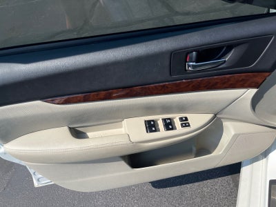2013 Subaru Legacy 3.6R Limited